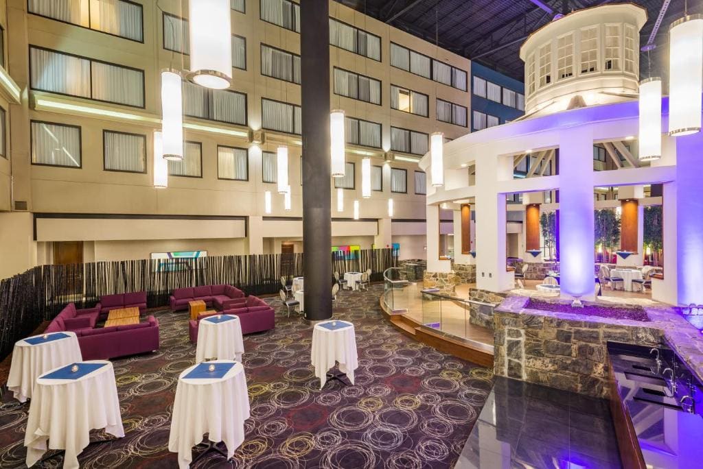 The Armon Stamford Hotel & Conference Center - View 4