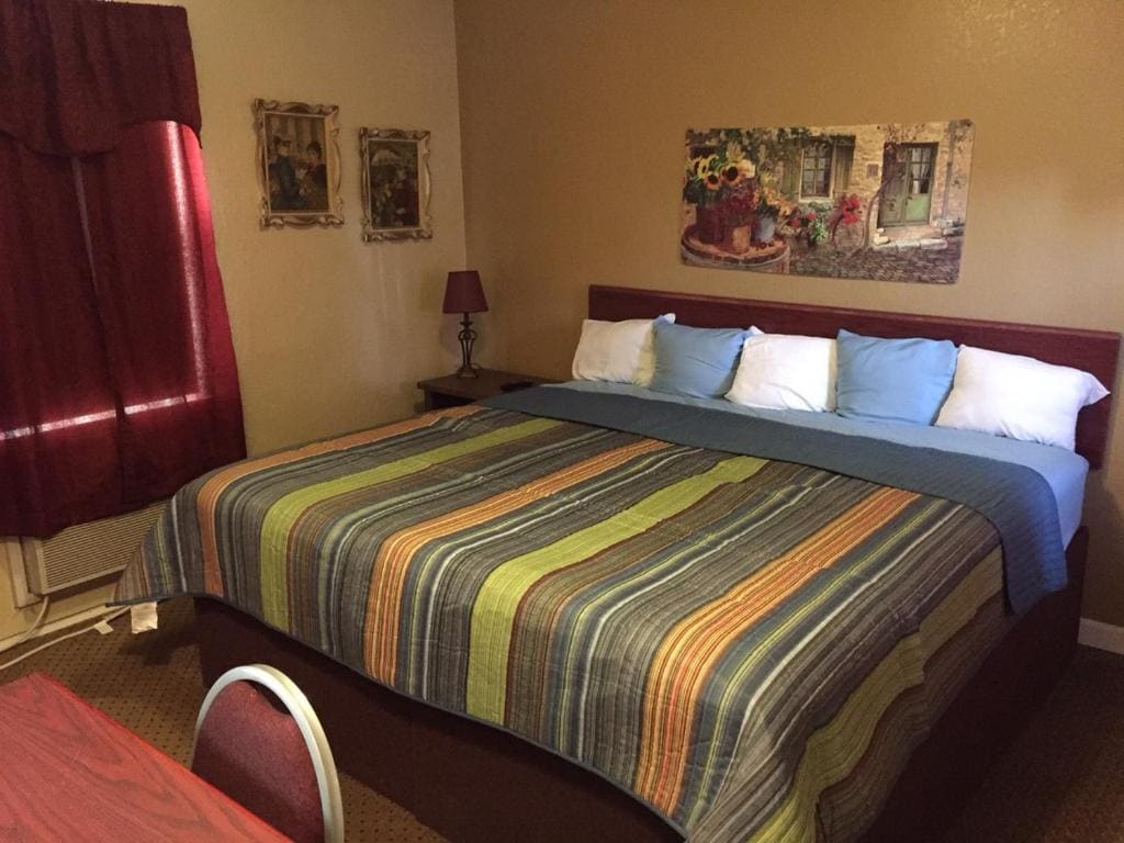 Highland Court Motel - View 7