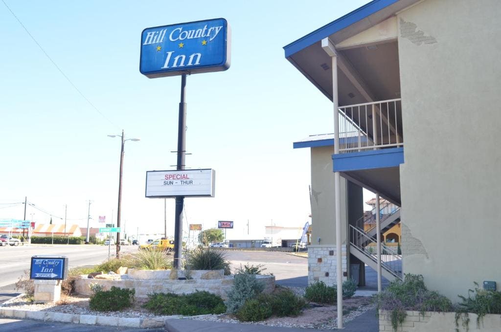 Hill Country Inn - Main view