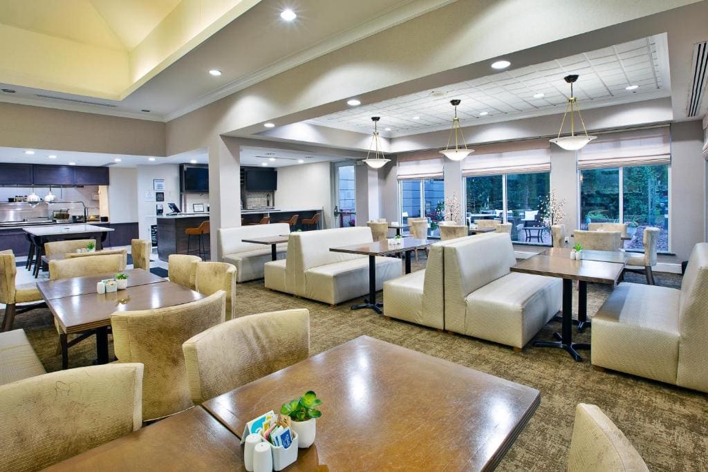 Hilton Garden Inn Chesapeake Greenbrier - View 3