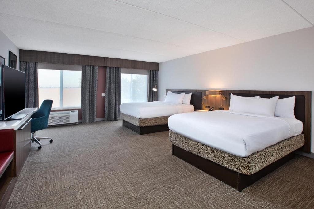 Hilton Garden Inn Chesapeake Greenbrier - View 2