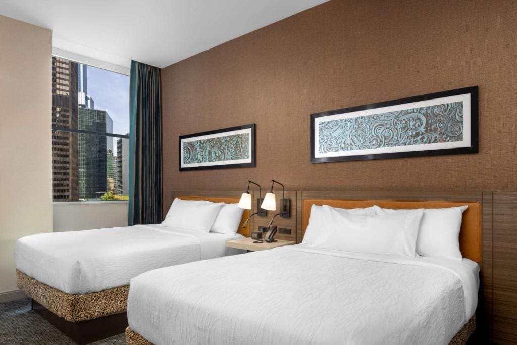 Hilton Garden Inn- Chicago Central Loop - View 6