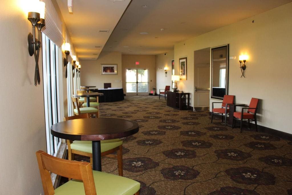 Hilton Garden Inn Clovis - View 4