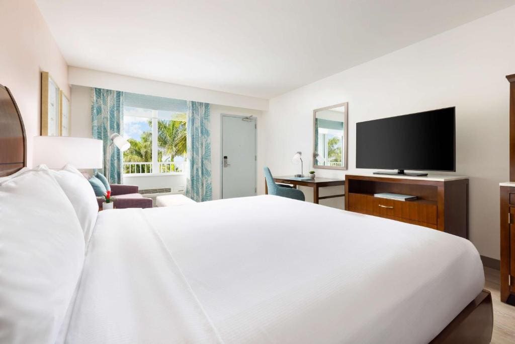 Hilton Garden Inn Key West / The Keys Collection - View 2