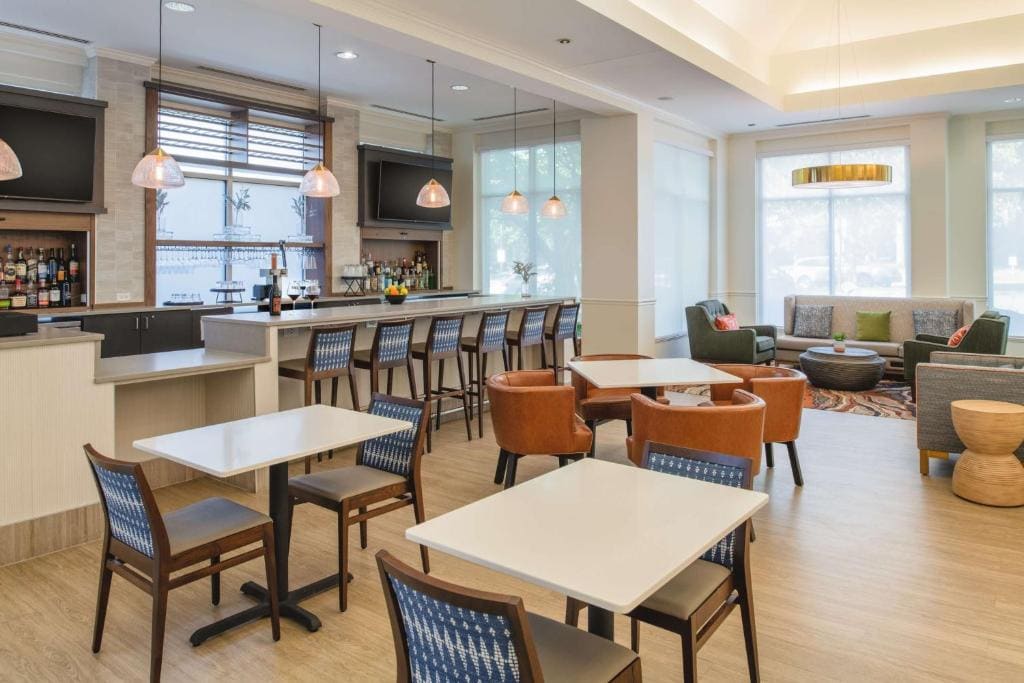 Hilton Garden Inn Portland Lake Oswego - View 3