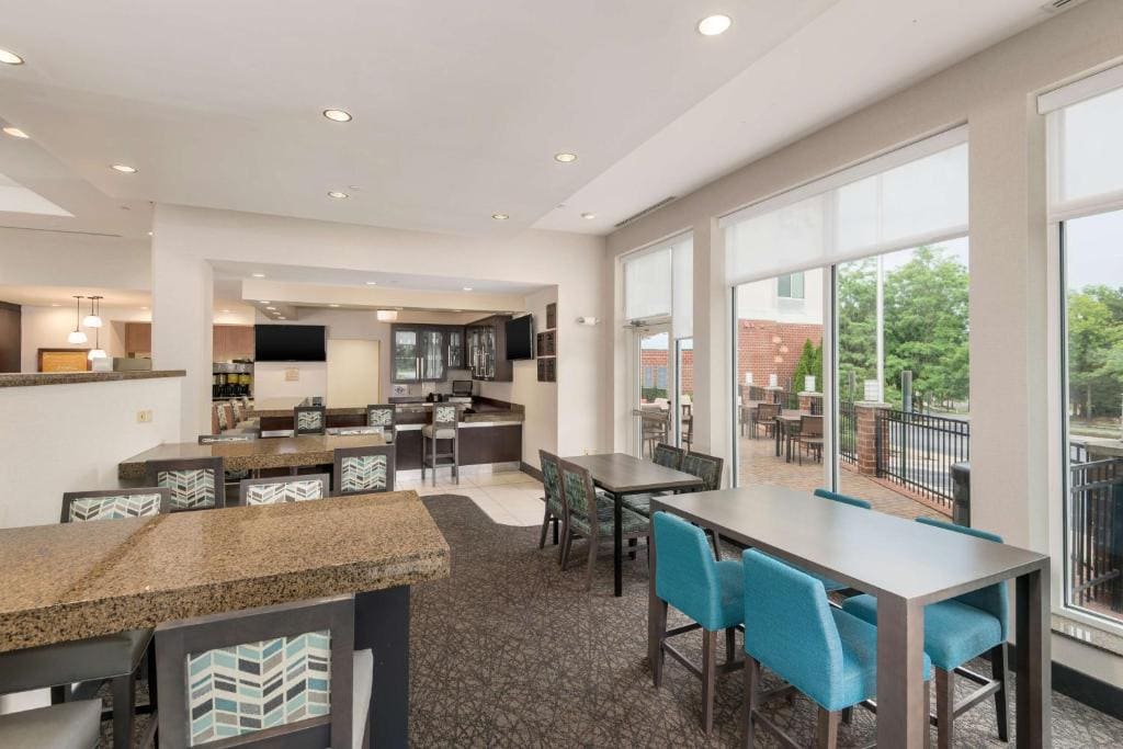 Hilton Garden Inn Silver Spring White Oak - View 6