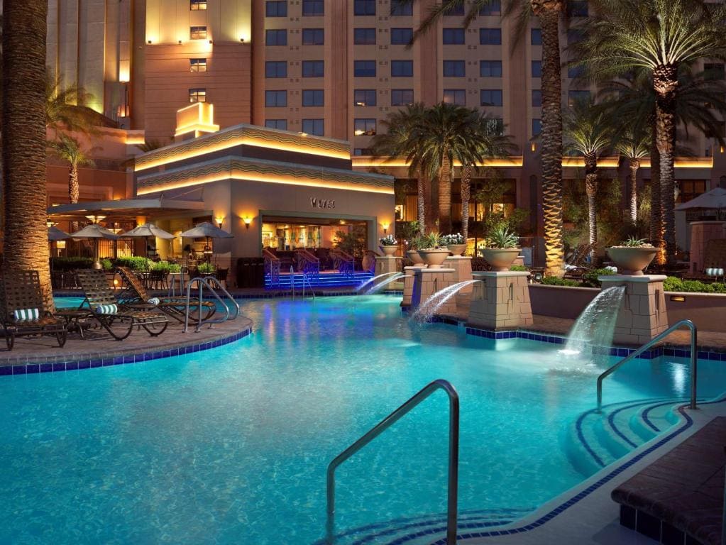 Hilton Grand Vacations Club on the Las Vegas Strip - View 3