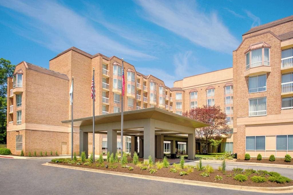 Wyndham Atlanta Perimeter - Main view