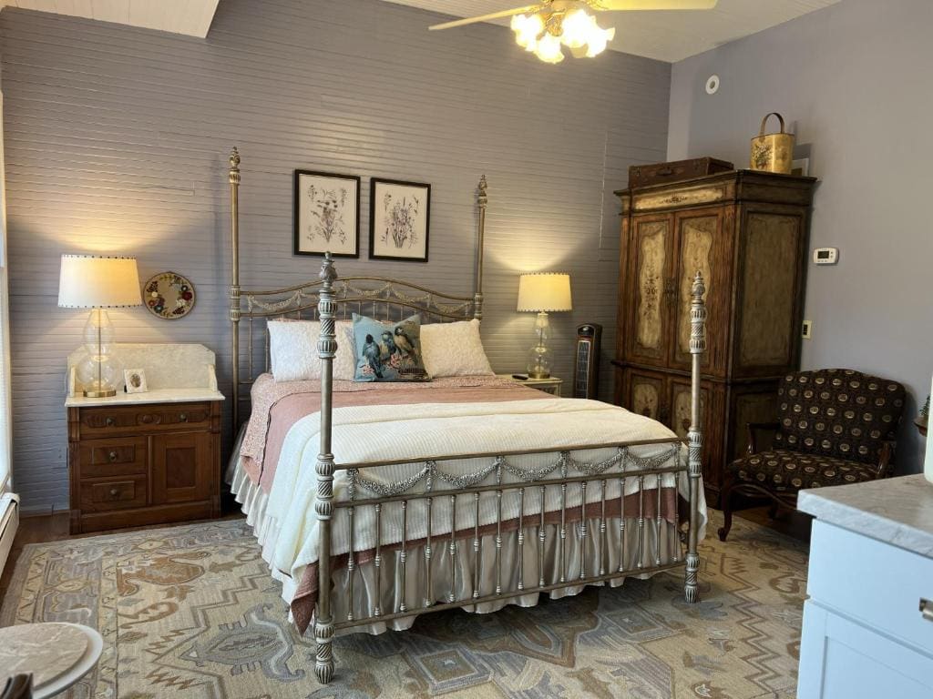 Historic Hutch House - View 2