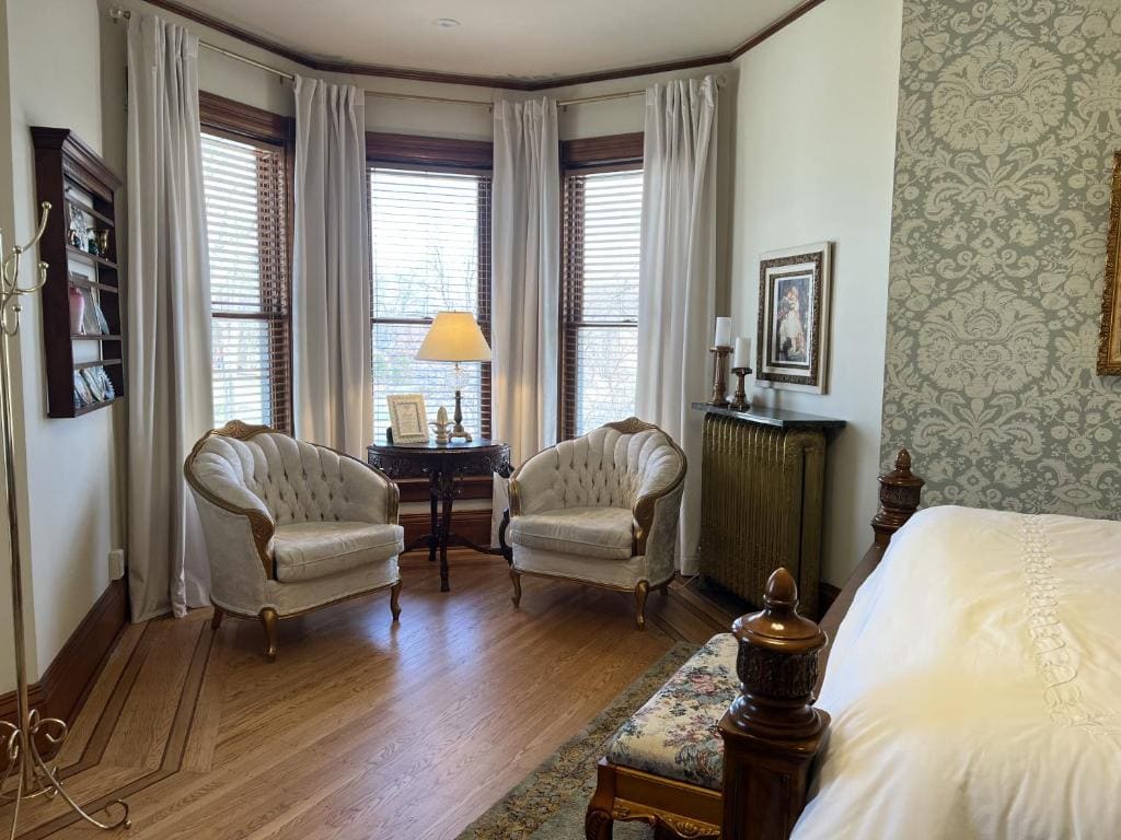 Historic Hutch House - View 6