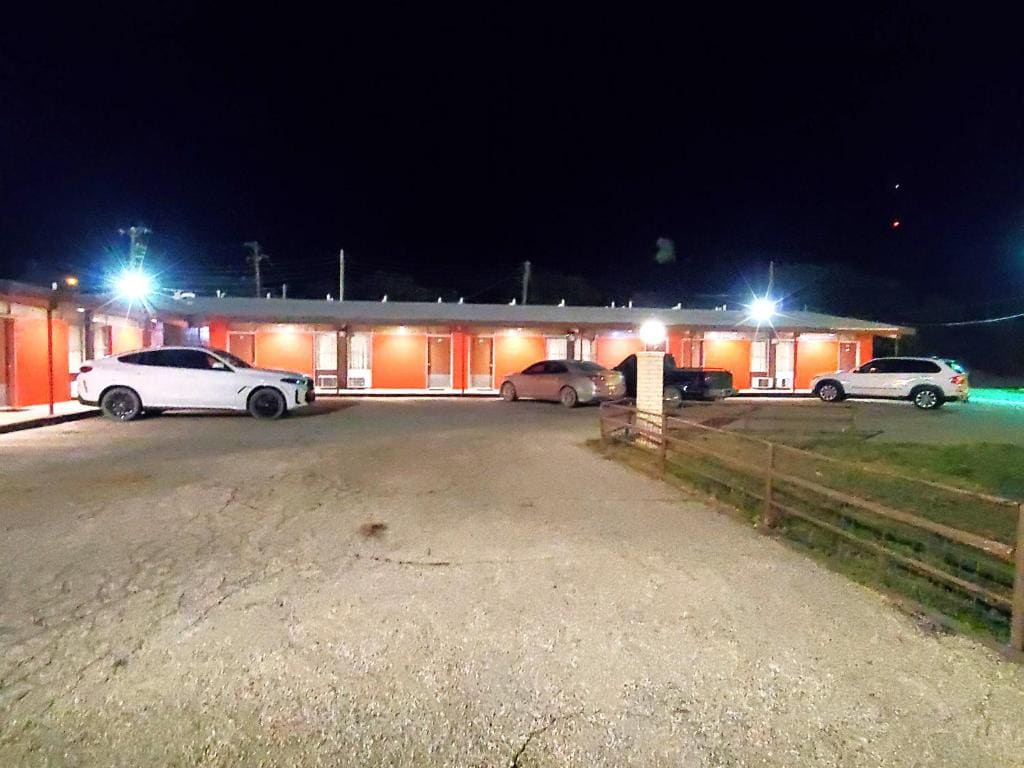 Holiday Host Motel & RV Park - View 2