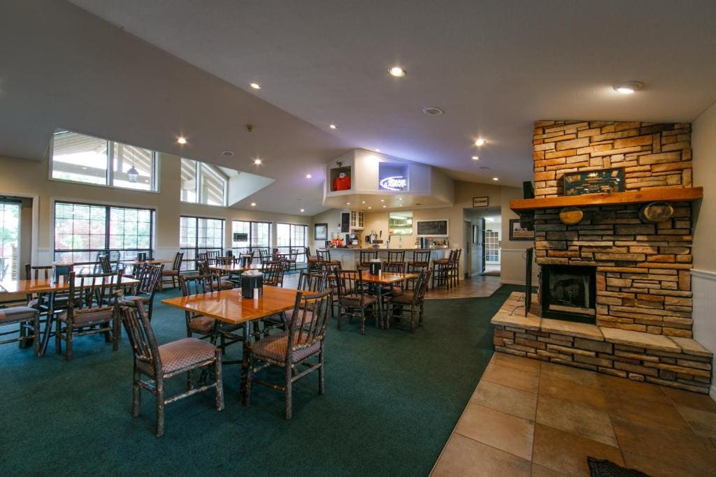 Holiday Inn Club Vacations Holiday Hills Resort at Branson - View 5