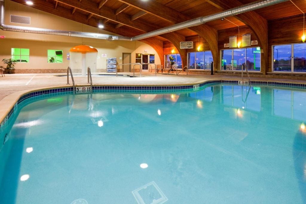 Holiday Inn Detroit Lakes by IHG - View 3
