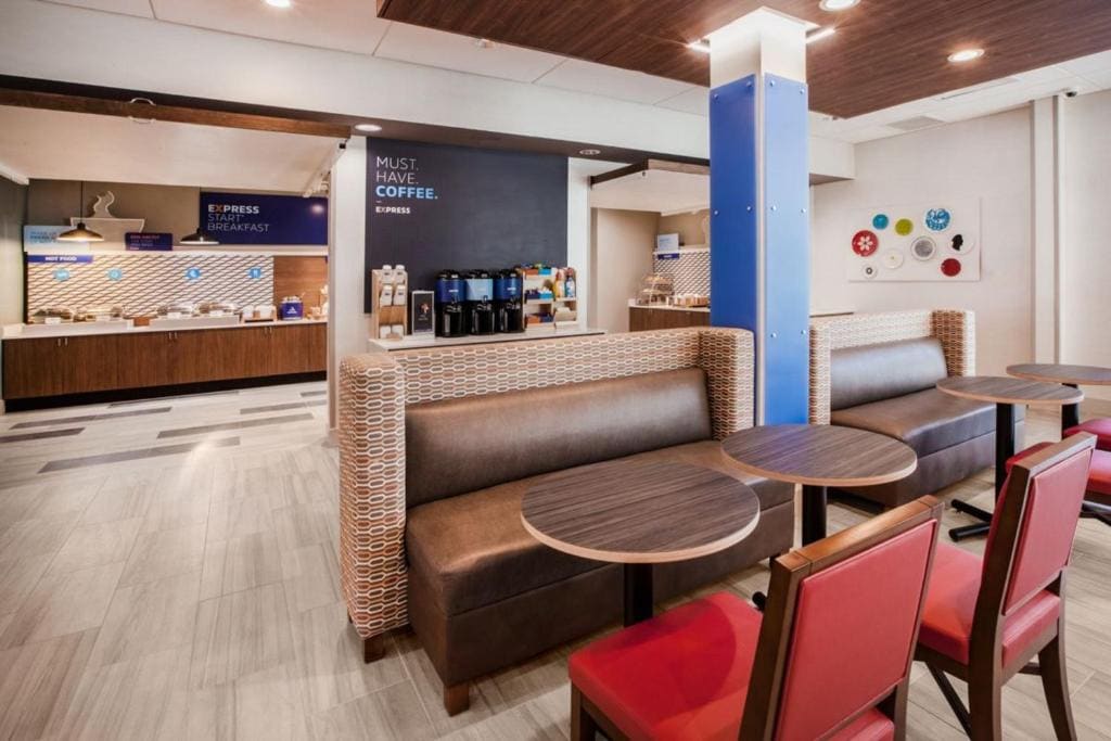 Holiday Inn Express- Eau Claire West I-94 by IHG - View 6