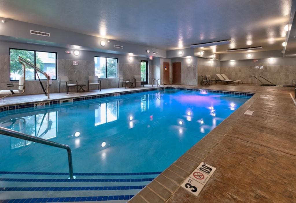 Holiday Inn Express Hotel & Suites Shakopee by IHG - View 4