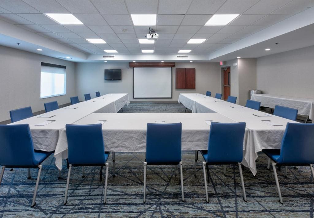 Holiday Inn Express Hotel & Suites Shakopee by IHG - View 5