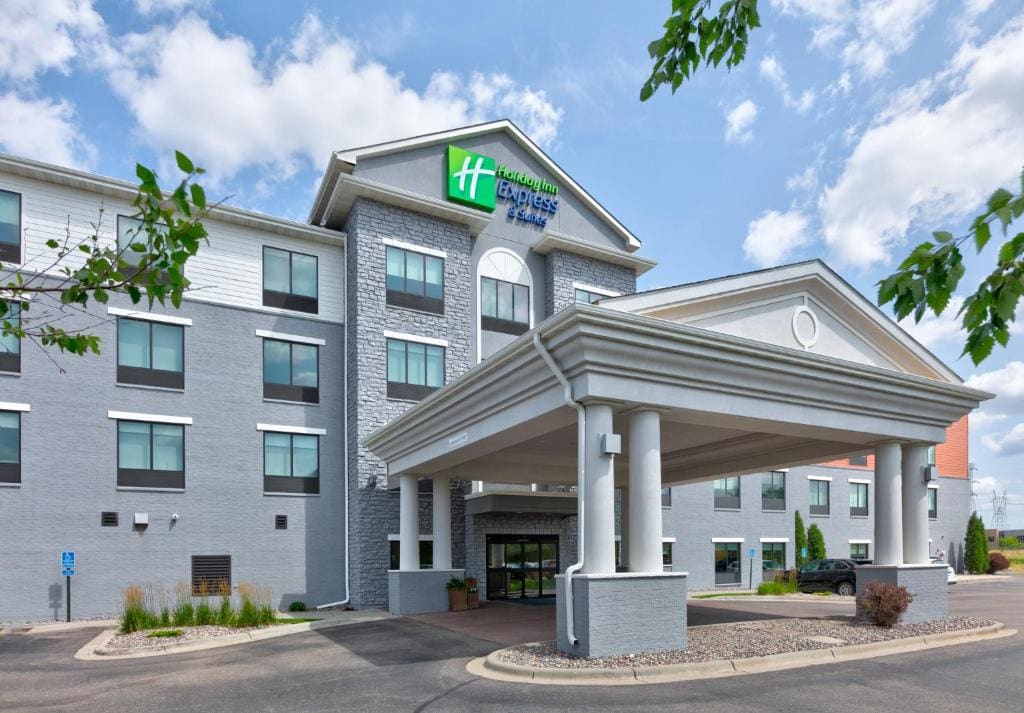 Holiday Inn Express Hotel & Suites Shakopee by IHG - Main view