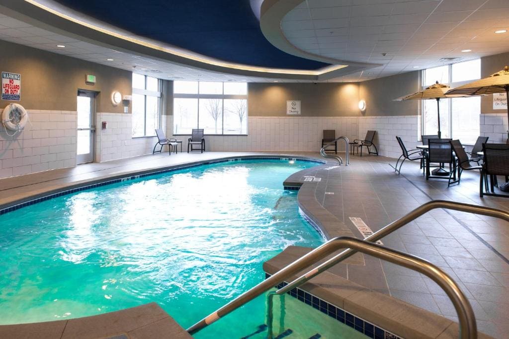 Holiday Inn Express and Suites Madison Central by IHG - View 4