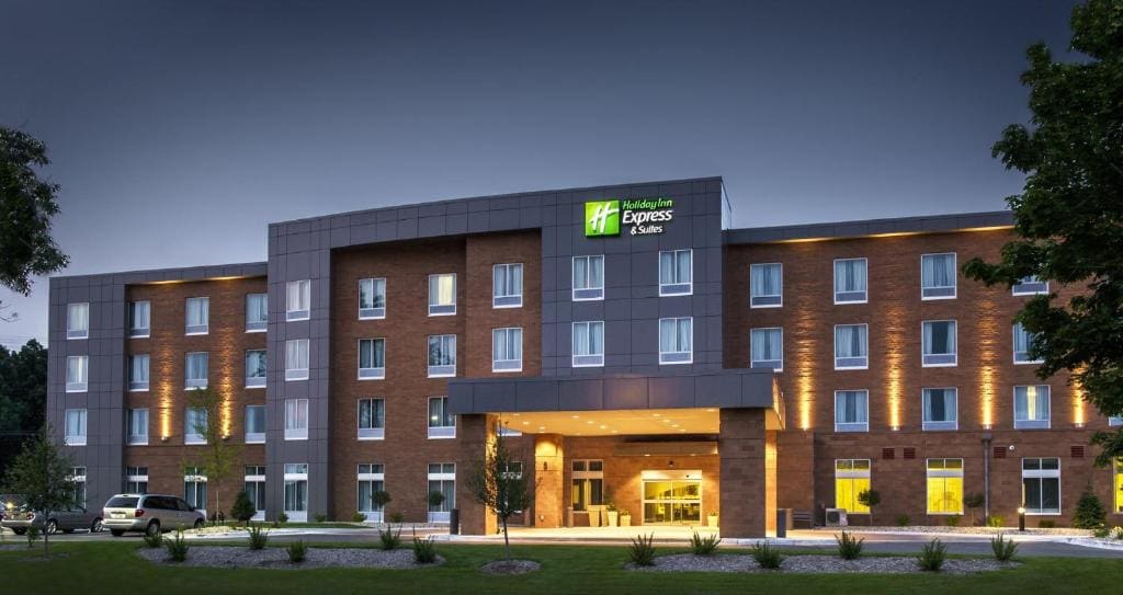 Holiday Inn Express and Suites Madison Central by IHG - Main view