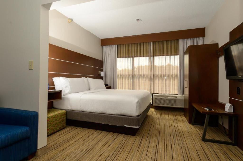 Holiday Inn Express Hillsborough-Durham Area by IHG - View 2