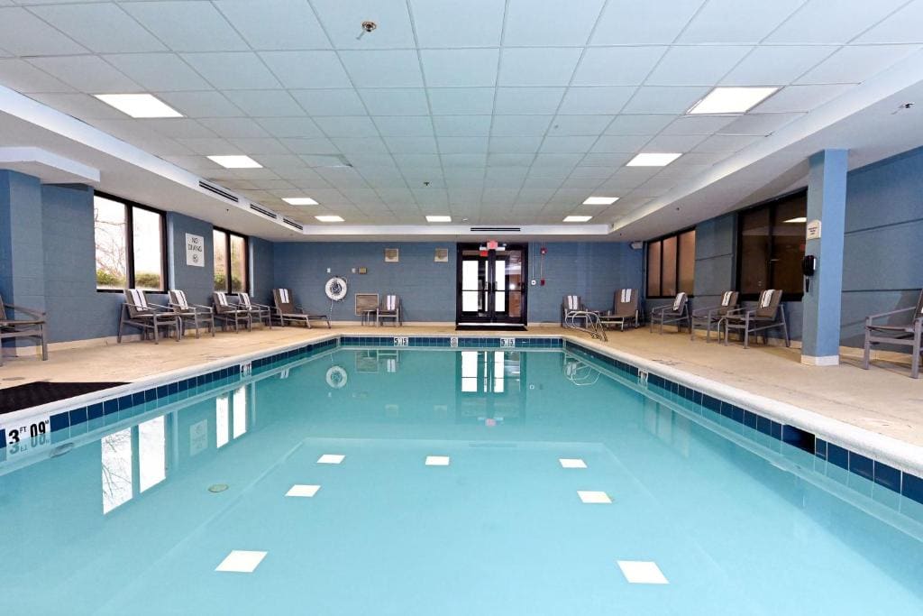 Holiday Inn Express Richmond Airport by IHG - View 4