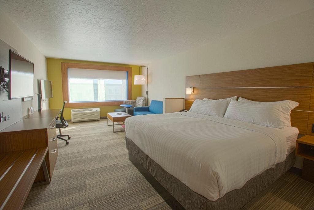 Holiday Inn Express & Suites Boise Airport by IHG - View 4