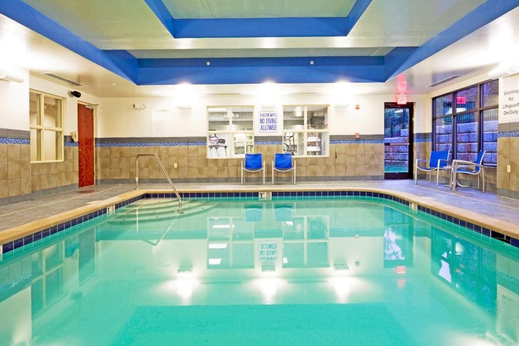 Holiday Inn Express & Suites Knoxville-Farragut by IHG - View 4