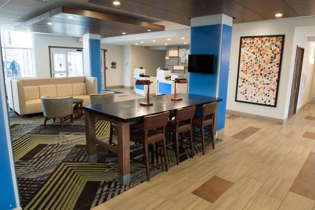 Holiday Inn Express Louisville N Jeffersonville - Main view