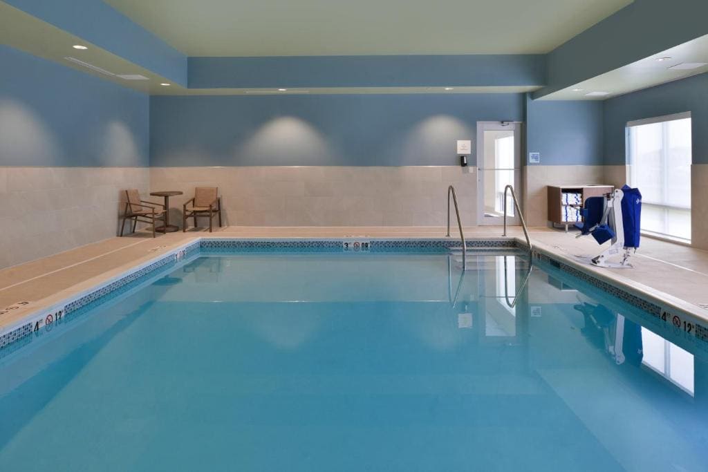 Holiday Inn Express & Suites - Marshalltown by IHG - View 3