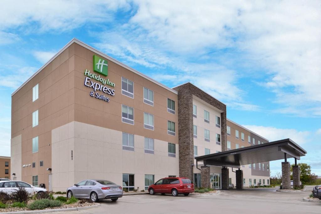 Holiday Inn Express & Suites - Marshalltown by IHG - Main view