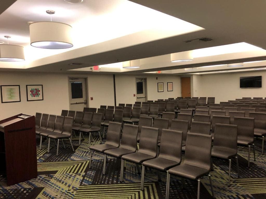 Holiday Inn Express Hotel & Suites Modesto-Salida by IHG - View 6