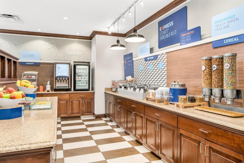 Holiday Inn Express & Suites Wilmington-Newark by IHG - View 5