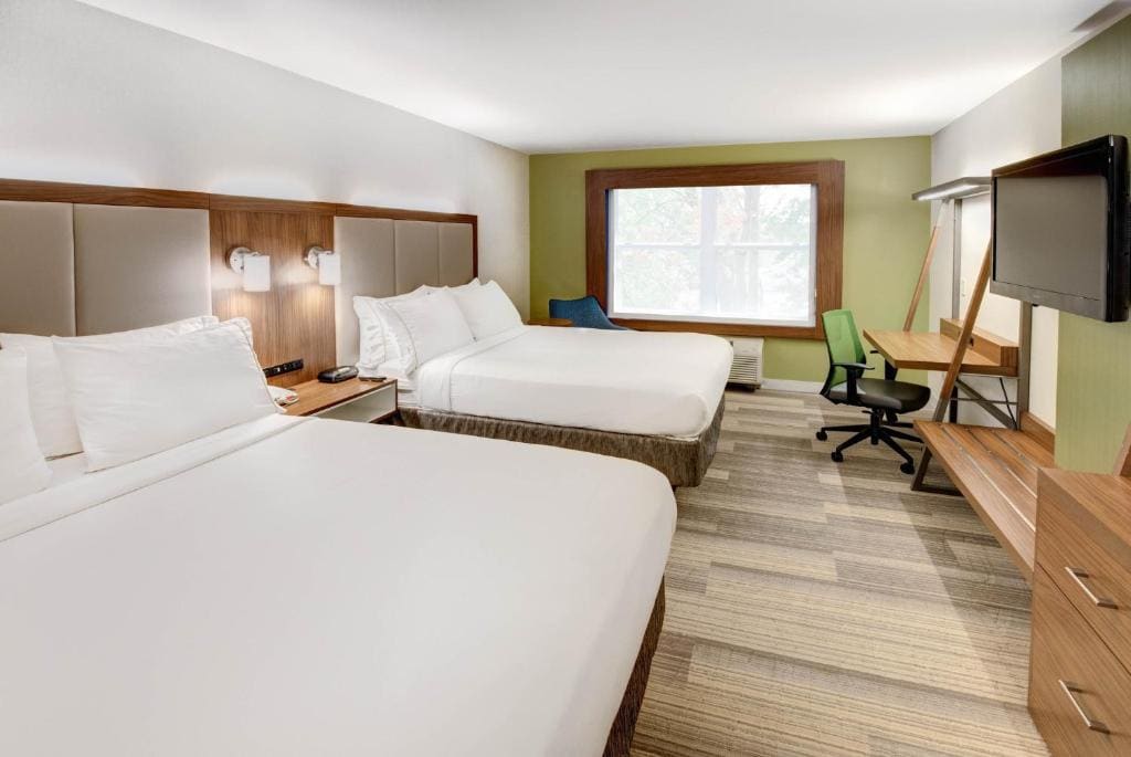 Holiday Inn Express Woodbridge by IHG - View 2