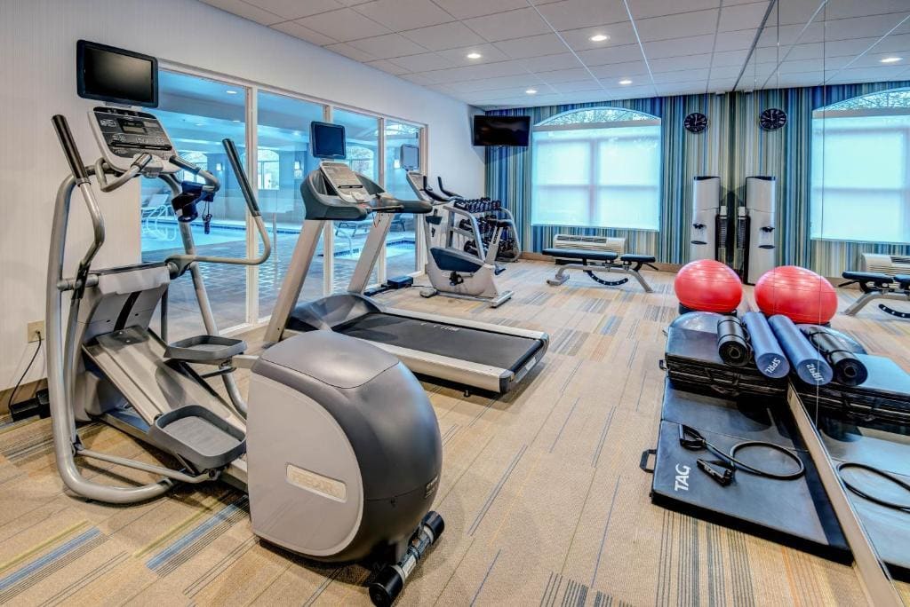 Holiday Inn Express Woodbridge by IHG - View 5