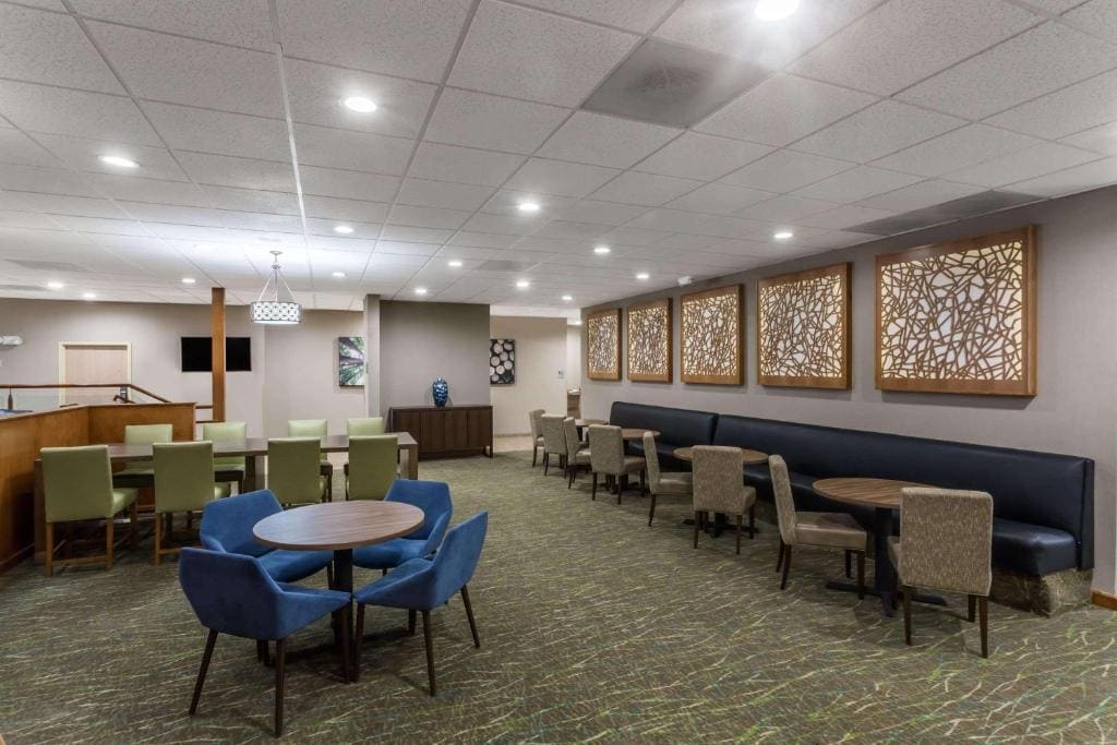 Wyndham Garden Fresno Yosemite Airport - View 6