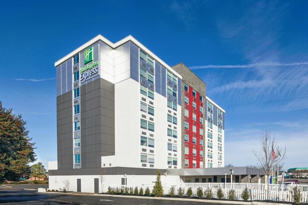 Holiday Inn Express Richmond - Midtown by IHG - Main view
