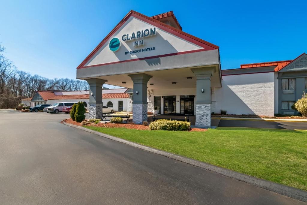 Clarion Inn North Haven - New Haven North - View 2