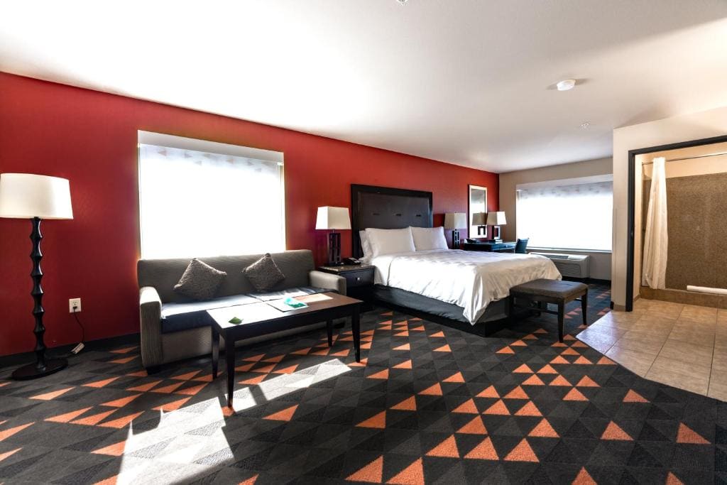 Holiday Inn Oceanside Marina Camp Pendleton by IHG - View 2