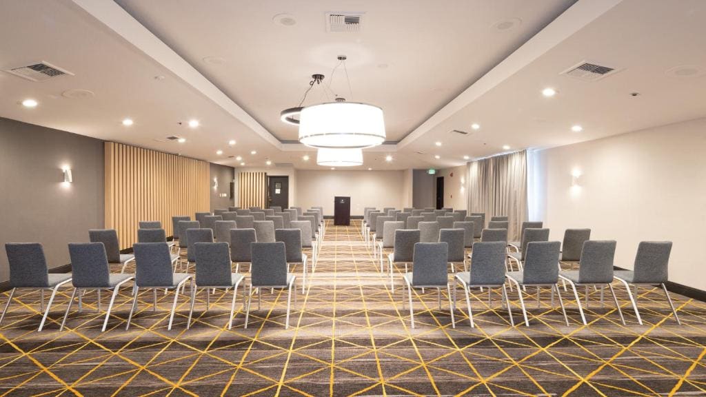 Holiday Inn Santa Ana-Orange Co Arpt by IHG - View 3