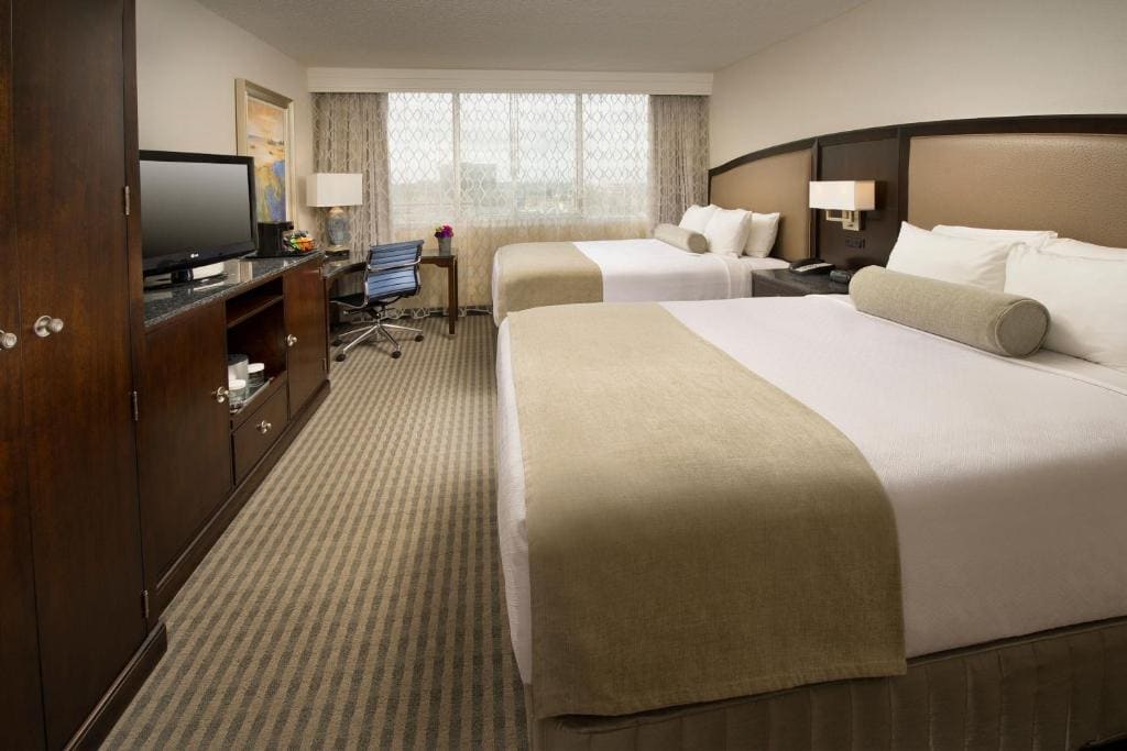 Skybridge Seattle Airport Hotel - View 2
