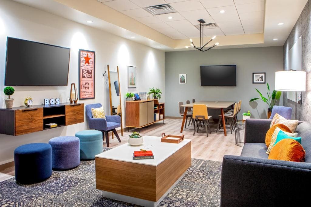 Crowne Plaza Boston - Woburn by IHG - View 7