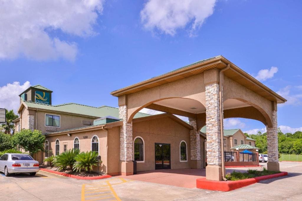 Quality Inn & Suites Beaumont - Main view