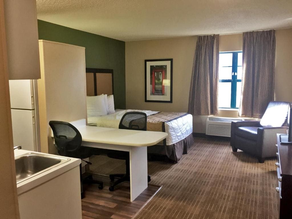 Extended Stay America Suites - Chicago - Naperville - West - View 6