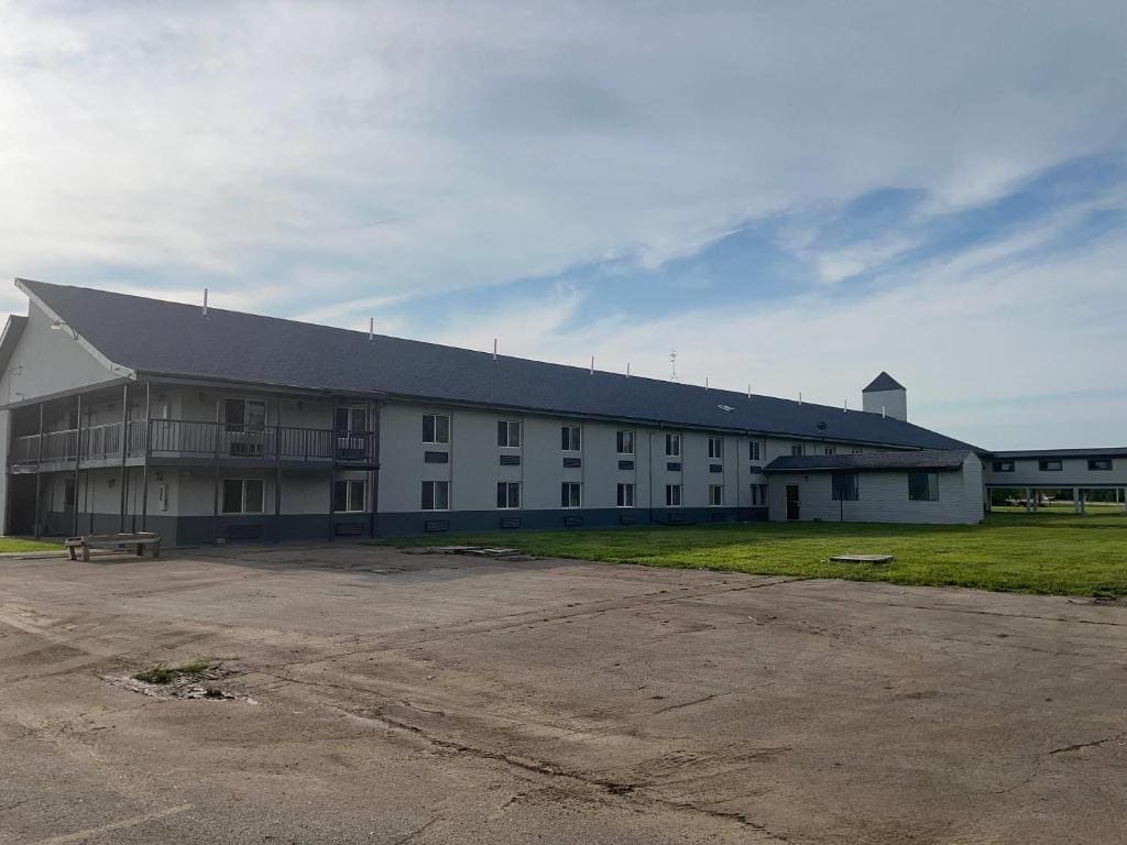Rodeway Inn Bloomington - Normal West - View 5