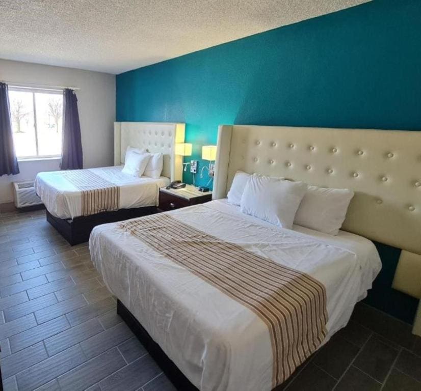 Rodeway Inn Bloomington - Normal West - View 2