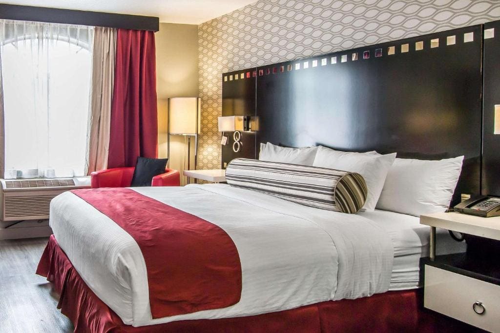 Tilt Hotel Universal-Hollywood, an AGA Collection Hotel - View 2