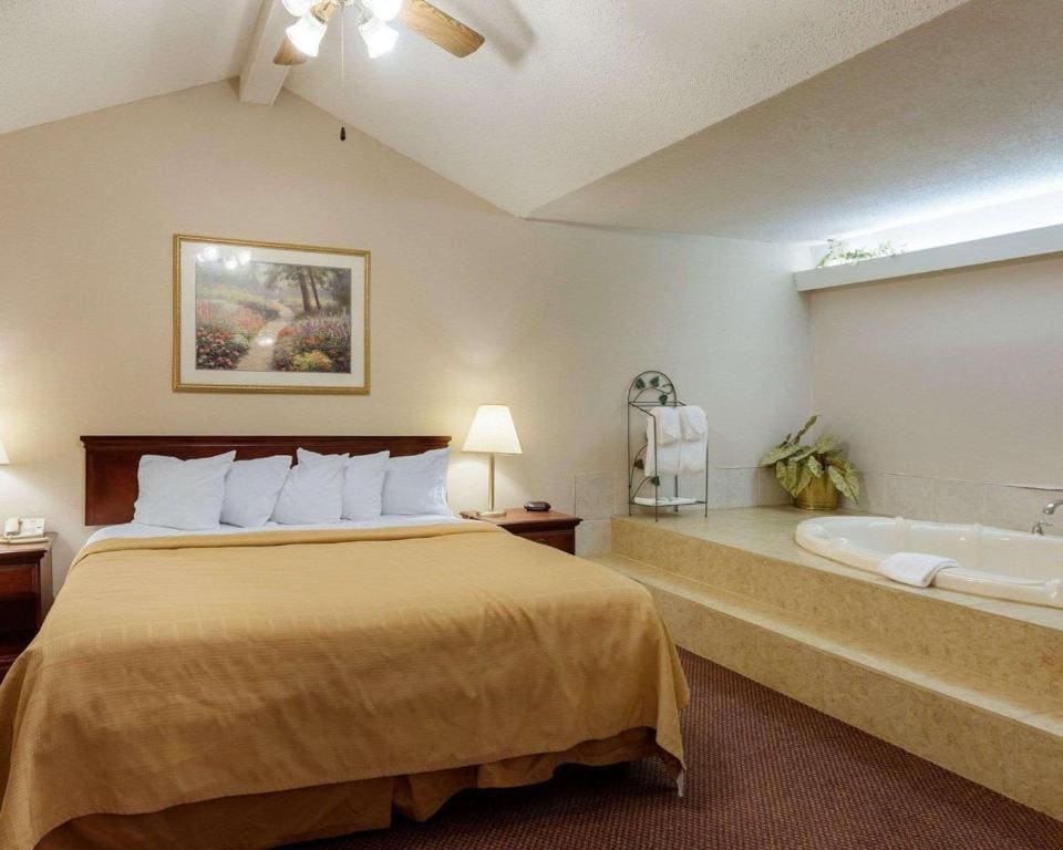 Quality Inn Robinsonville - View 5