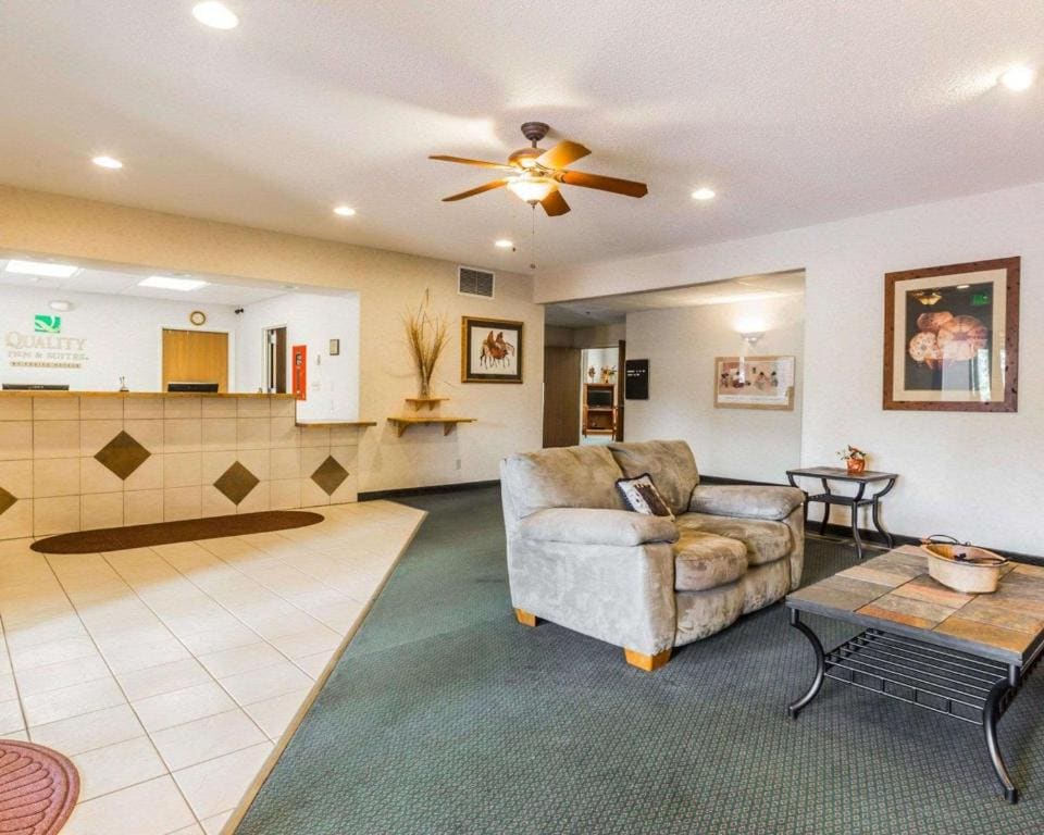 Quality Inn & Suites Montrose - Black Canyon Area - View 3