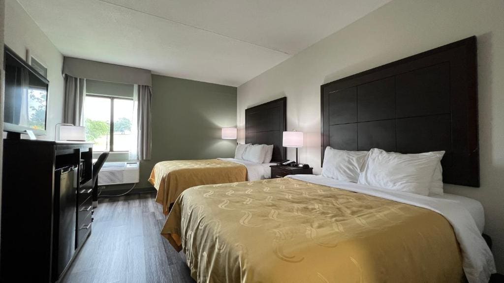 Quality Inn Merriam Kansas City - View 2
