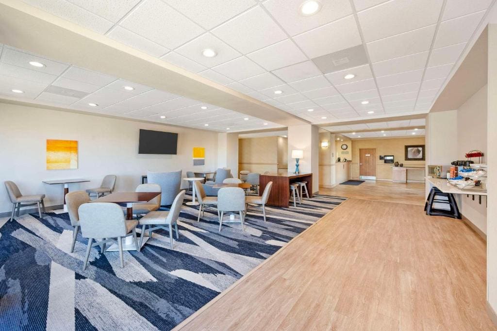 Comfort Inn & Suites Rawlins - View 4